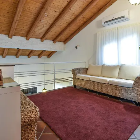 Holiday home Beautiful In Trecastagni